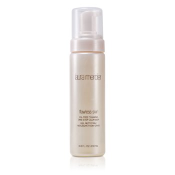 Flawless Skin Oil Free Foaming One Step Cleanser
