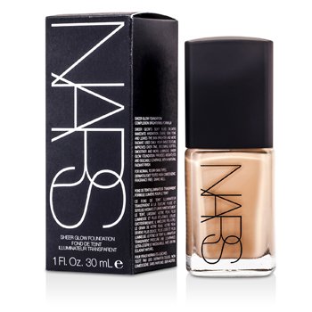 NARS Sheer Glow Foundation - Mont Blanc (Light 2)