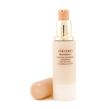 Benefiance Enriched Revitalizing Foundation - O4 Natural Fair Ochre