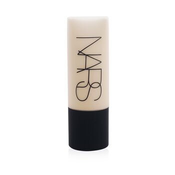 Soft Matte Complete Foundation - # Barcelona (Medium 4) (Box Slightly Damaged)